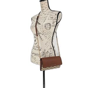 Michael Kors Jet Set Item Large Wallet On A Chain Crossbody Bag Natural